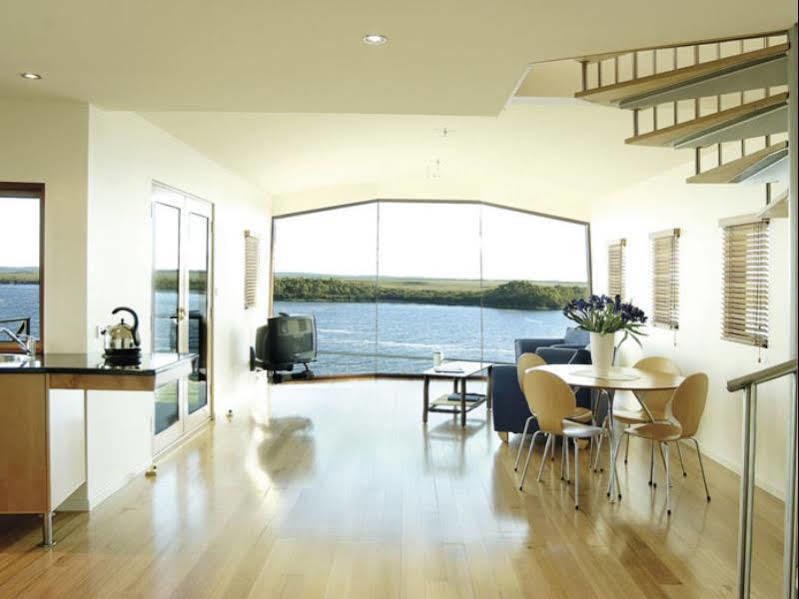 Wheelhouse Apartments Strahan Esterno foto
