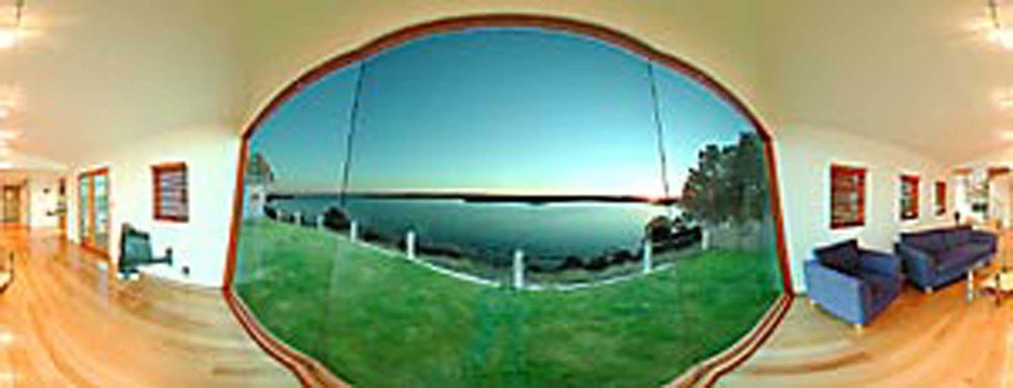 Wheelhouse Apartments Strahan Esterno foto